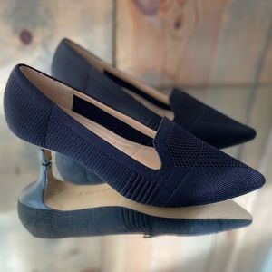 ADRIENNE VITTADINI Women's Black Stretch Kitten Heel Pumps in Black, size 9 1/2